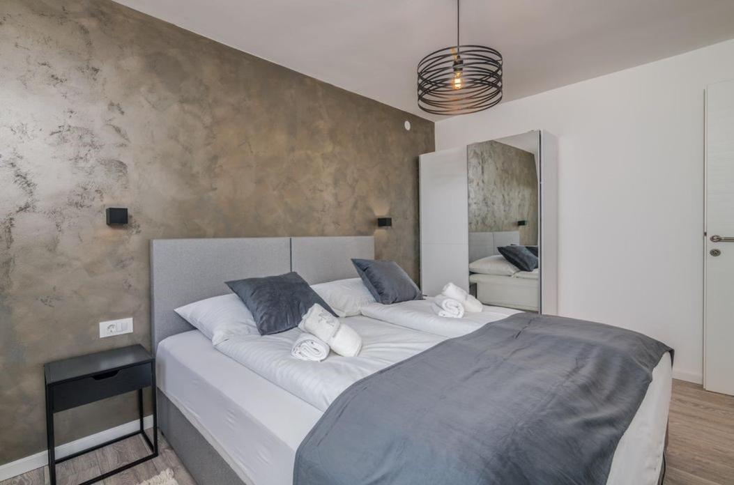 Restaurant & Rooms Nino Porat  Εξωτερικό φωτογραφία