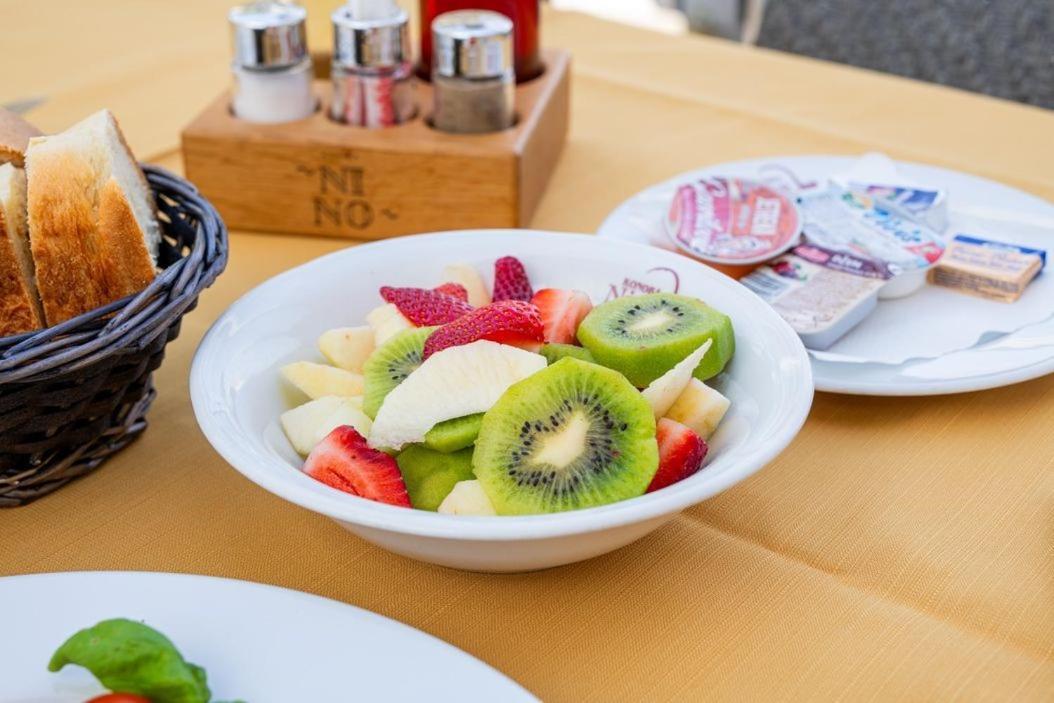 Restaurant & Rooms Nino Porat  Εξωτερικό φωτογραφία
